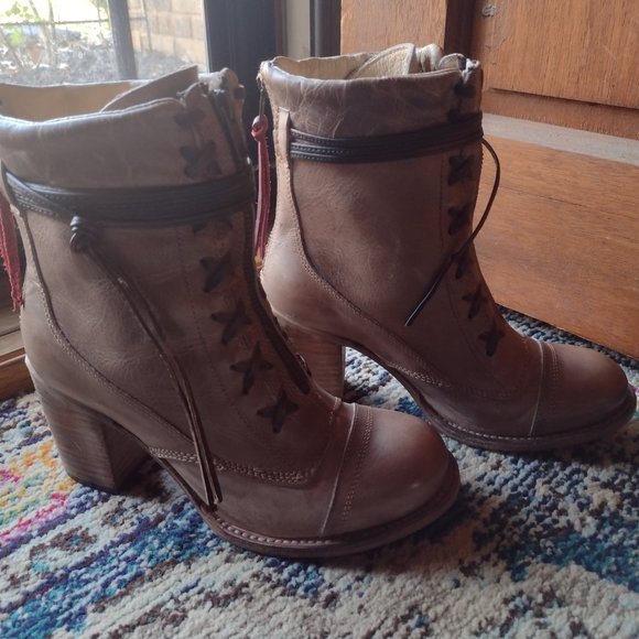 Freebird Bailey Boots - Picture 3 of 14